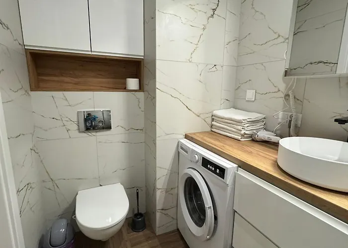 Riverside With Cityscape Views Kwiatkowskiego Free Parking * Rzeszów